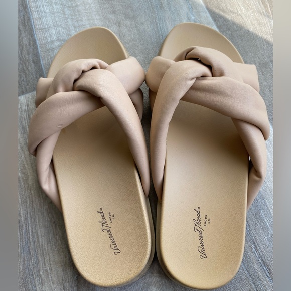 Universal Threads Nude Faux Leather Knot Slide Sandals - Picture 7 of 11